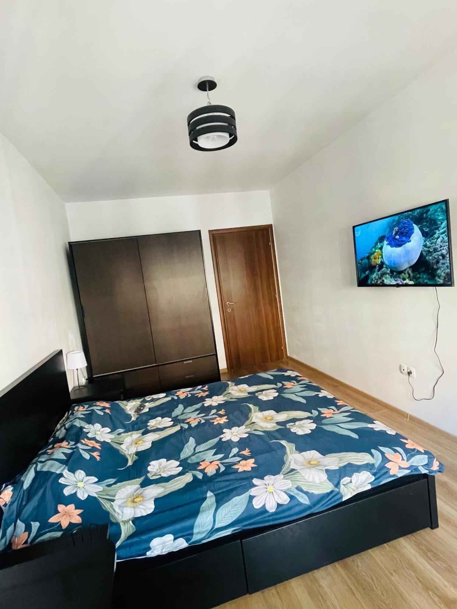 Cozy Apartment With Free Parking Cluj-Napoca Exterior photo